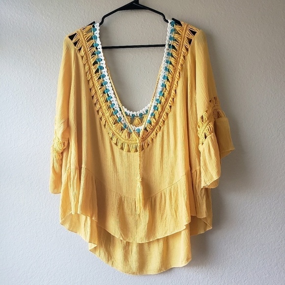 LISTICLE Boho Bell Sleeve Ruffle Hi Low Crochet Top Yellow Flowy Sz M - Picture 2 of 8